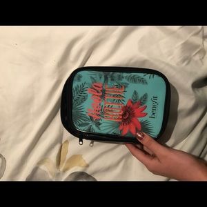 BENEFIT MAKEUP BAG